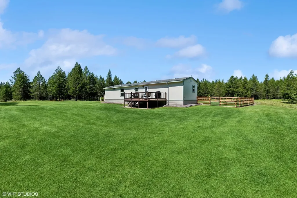 8850 Us Highway 2 W Marion MT 59925