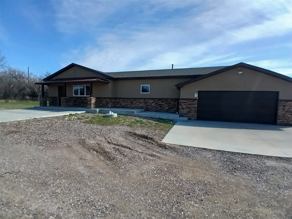 301 & 307 24th Street NW Great Falls MT 59404