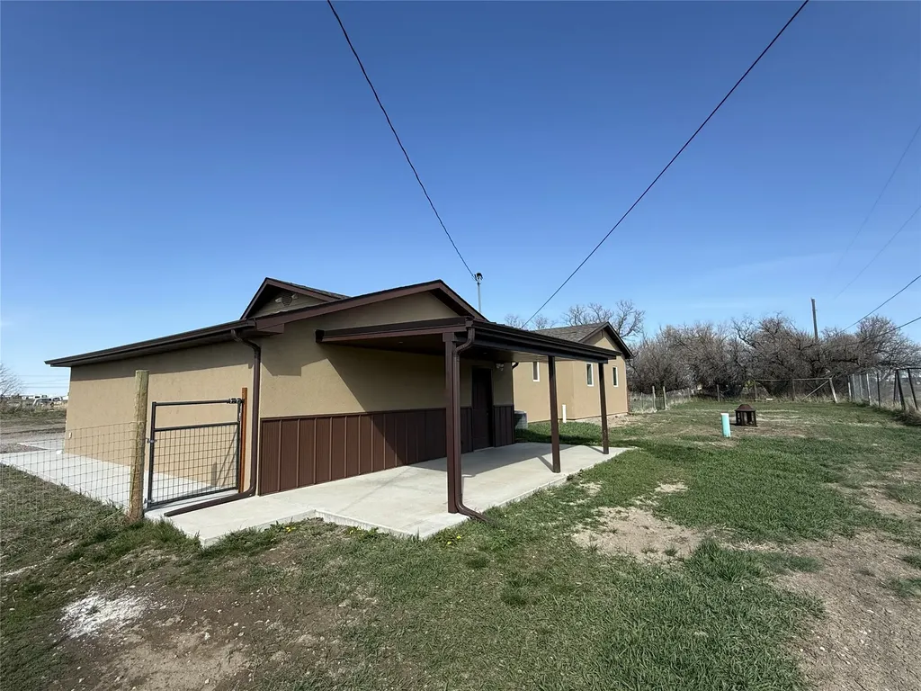 301 & 307 24th Street NW Great Falls MT 59404