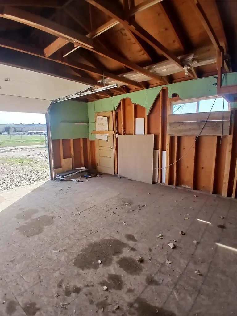 301 & 307 24th Street NW Great Falls MT 59404