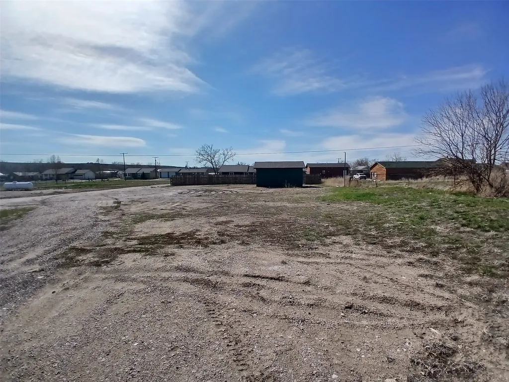 301 & 307 24th Street NW Great Falls MT 59404
