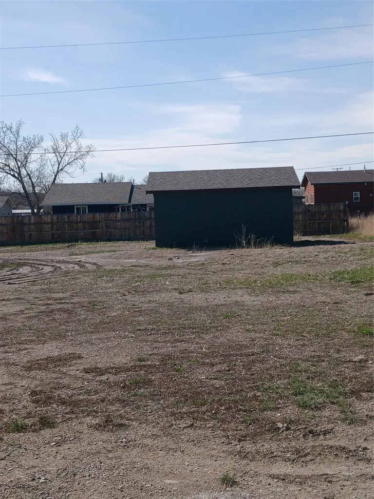 301 & 307 24th Street NW Great Falls MT 59404