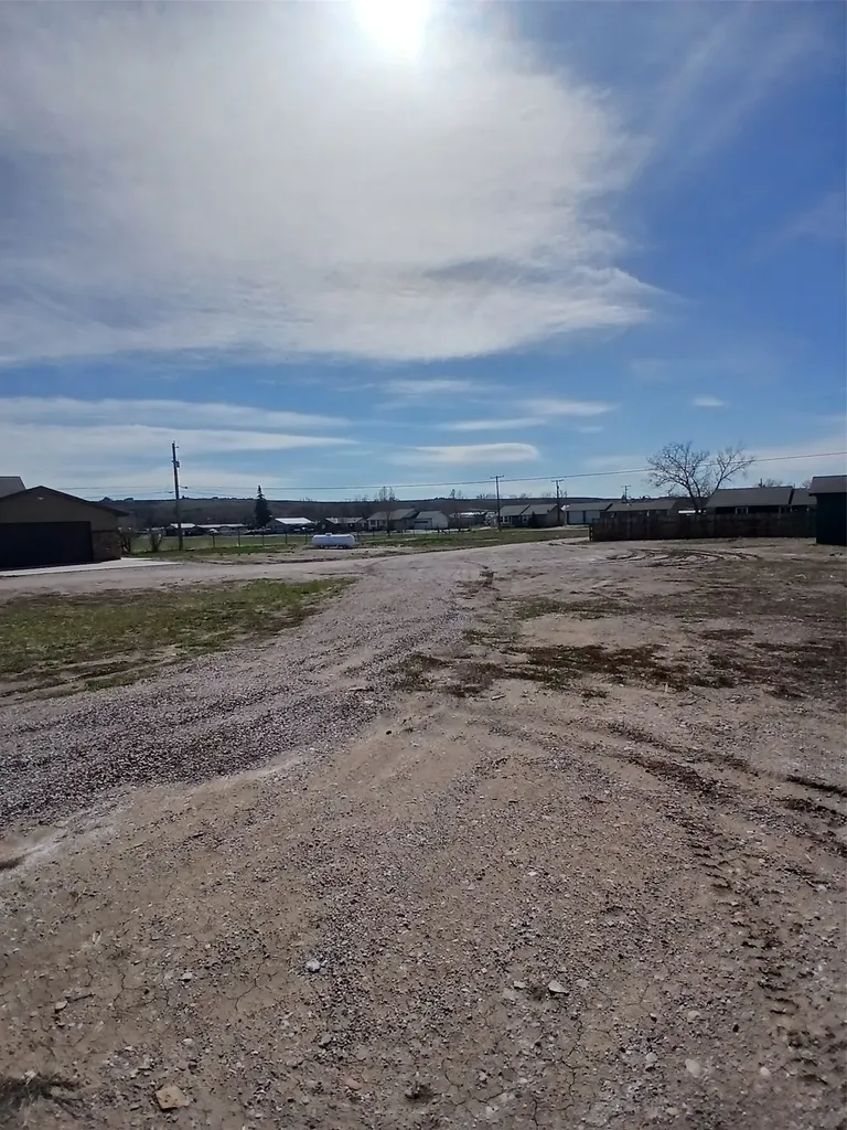 301 & 307 24th Street NW Great Falls MT 59404