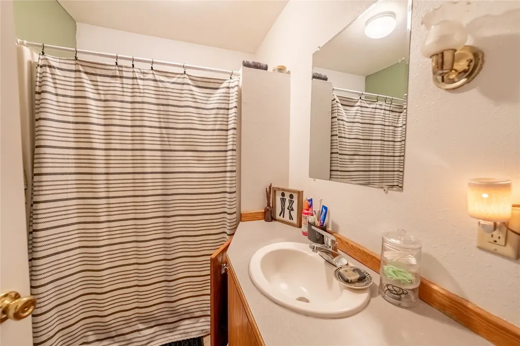 514 E Grant Avenue Troy MT 59935
