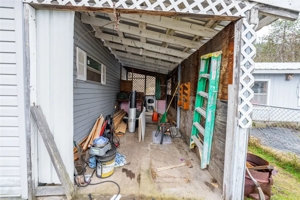 514 E Grant Avenue Troy MT 59935