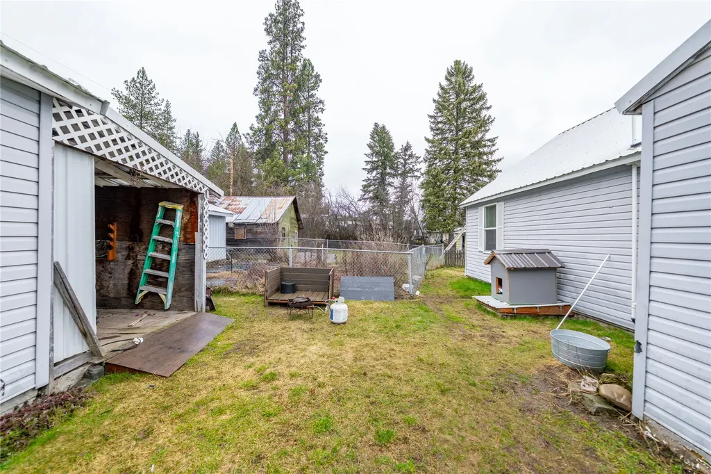 514 E Grant Avenue Troy MT 59935