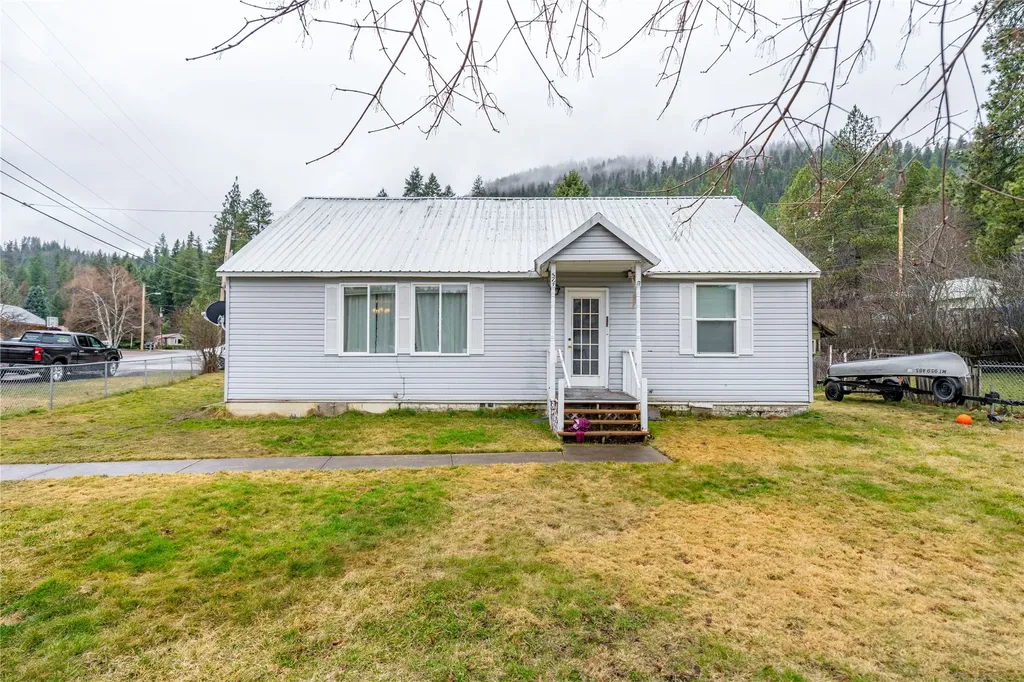 514 E Grant Avenue Troy MT 59935