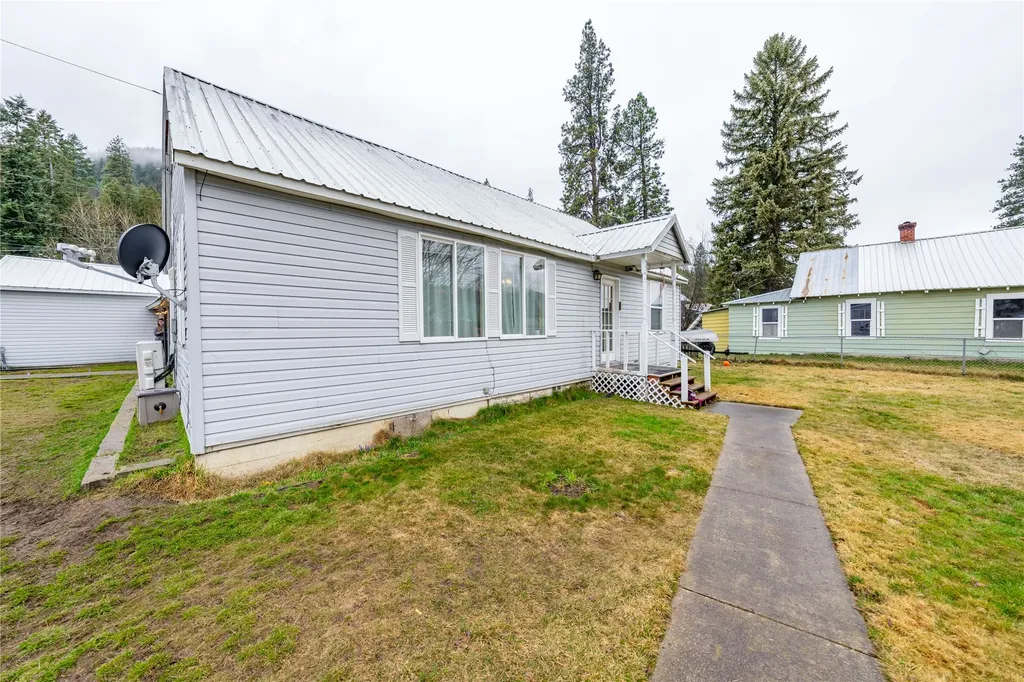 514 E Grant Avenue Troy MT 59935