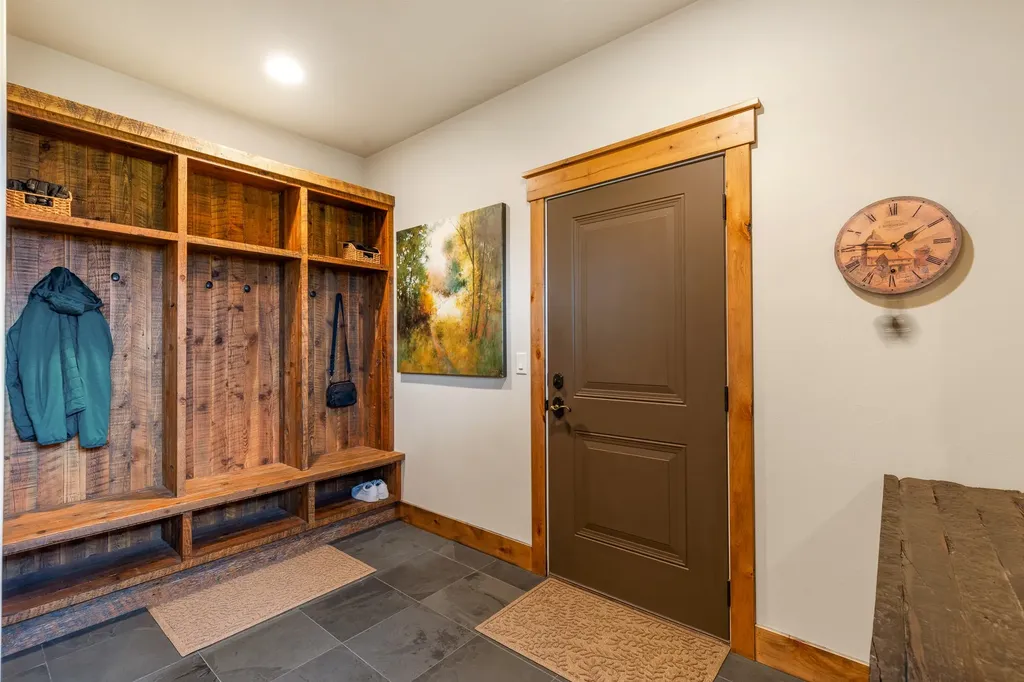 171 Brave Heart Loop Bozeman MT 59718