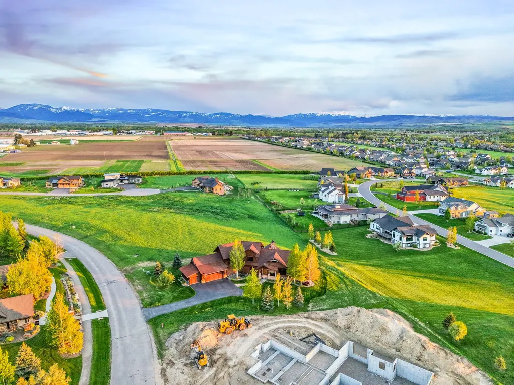 171 Brave Heart Loop Bozeman MT 59718