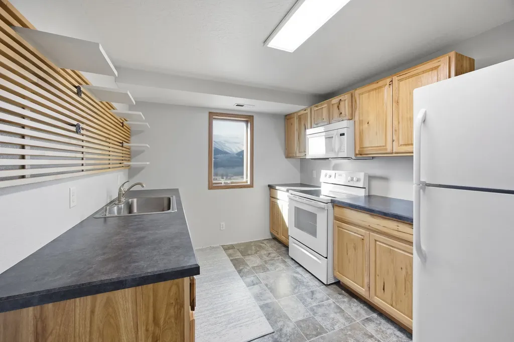 261 Cap De Villa Lolo MT 59847