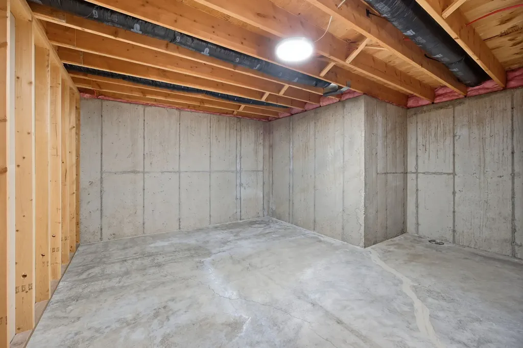 261 Cap De Villa Lolo MT 59847