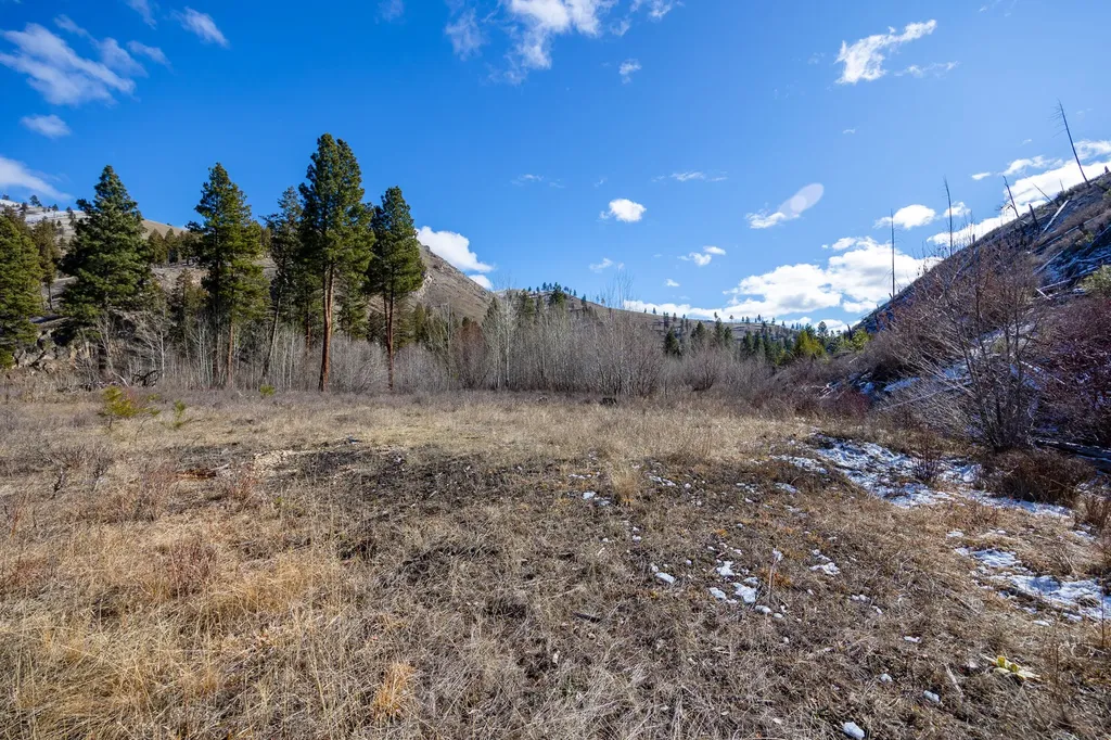 5855 Serenity Lane Conner MT 59827