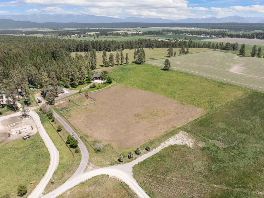 43 Pine Cone Lane Kalispell MT 59901