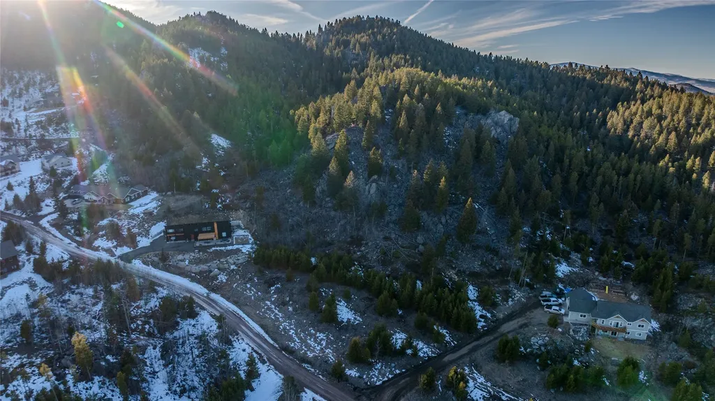 72 Big Indian Gulch Road Clancy MT 59634