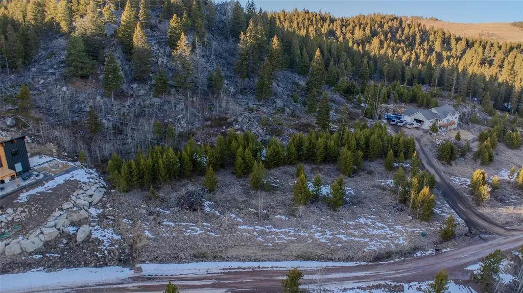 72 Big Indian Gulch Road Clancy MT 59634