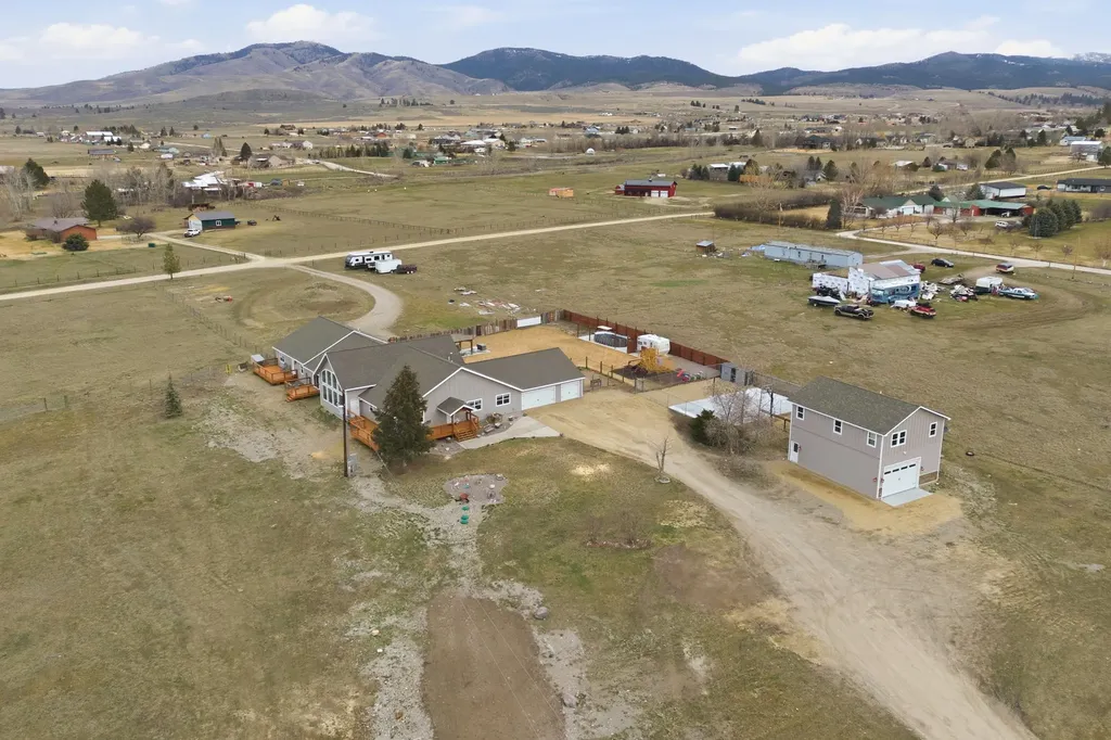 396 Hidden Valley Road N Florence MT 59833