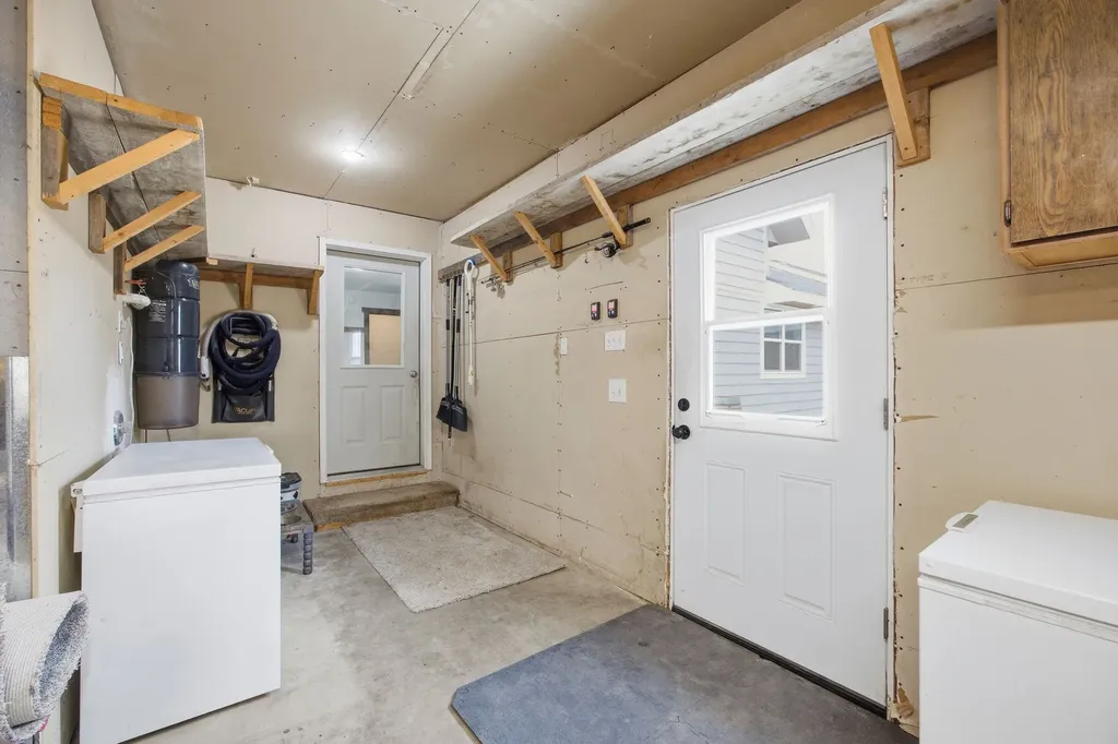 396 Hidden Valley Road N Florence MT 59833