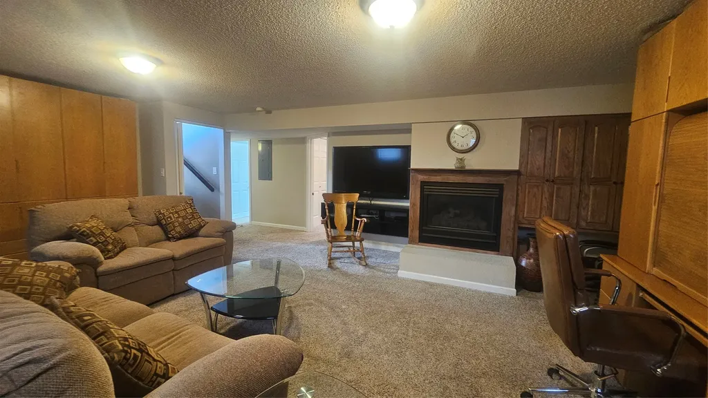 309 29th Avenue NE Great Falls MT 59404