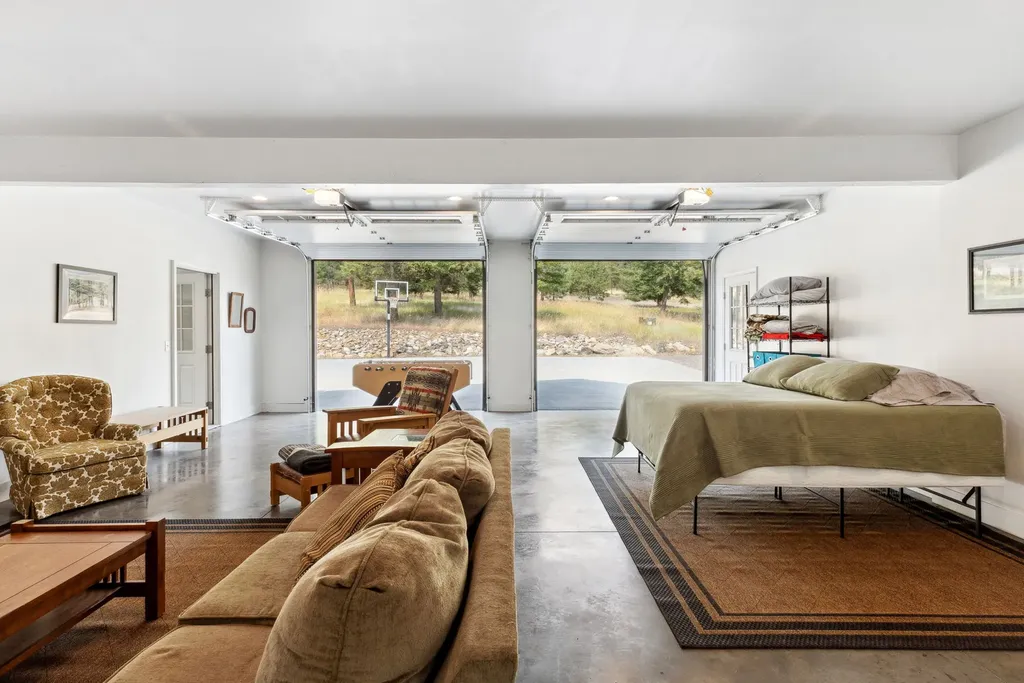 5608 Trinity Way Florence MT 59833
