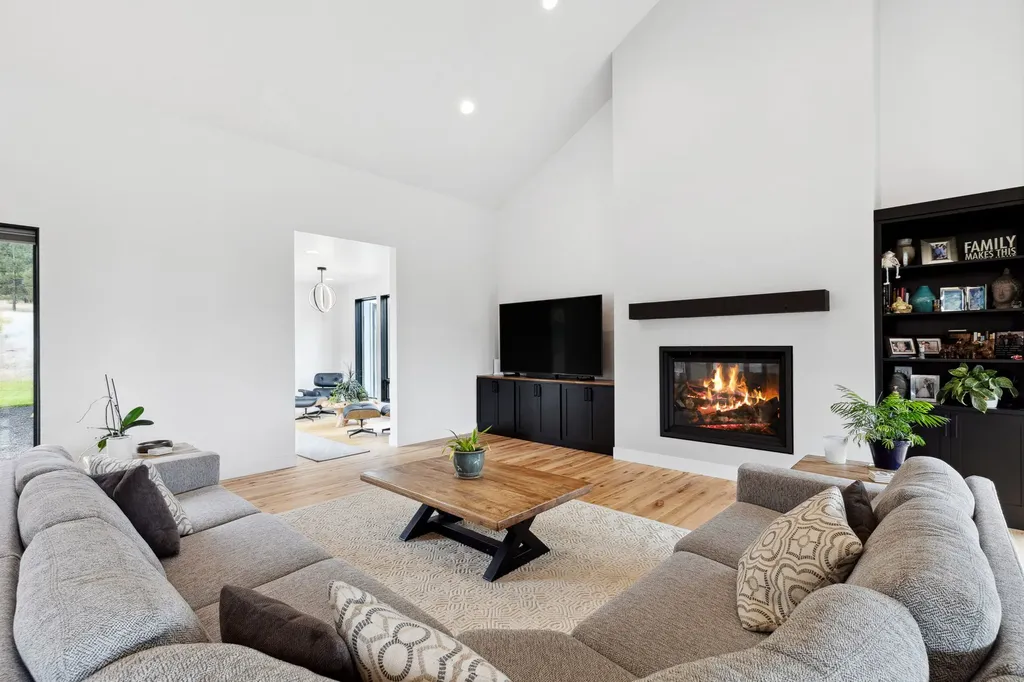 5608 Trinity Way Florence MT 59833