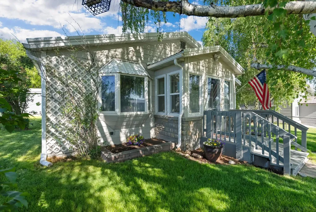 1012 Kentucky Street Deer Lodge MT 59722