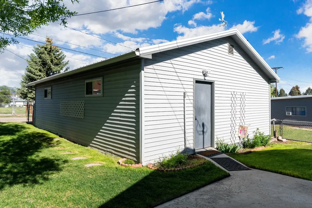 1012 Kentucky Street Deer Lodge MT 59722