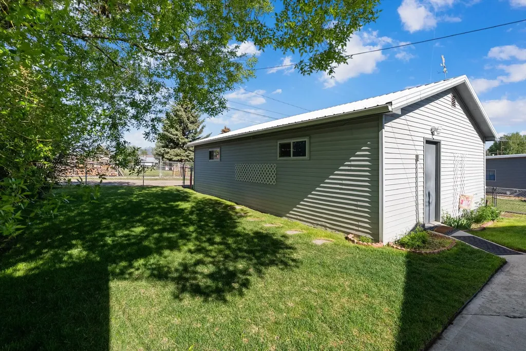 1012 Kentucky Street Deer Lodge MT 59722