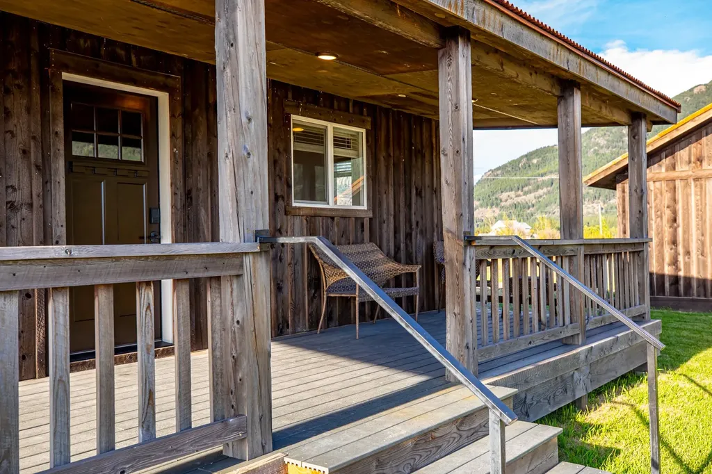 916 Jensen Road Columbia Falls MT 59912