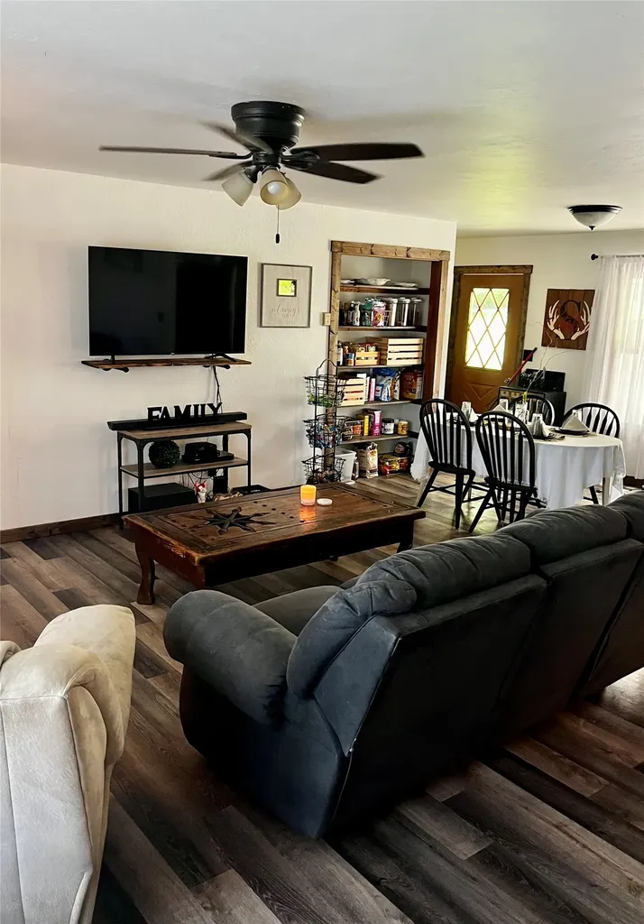 240 Blacktail Road Lakeside MT 59922