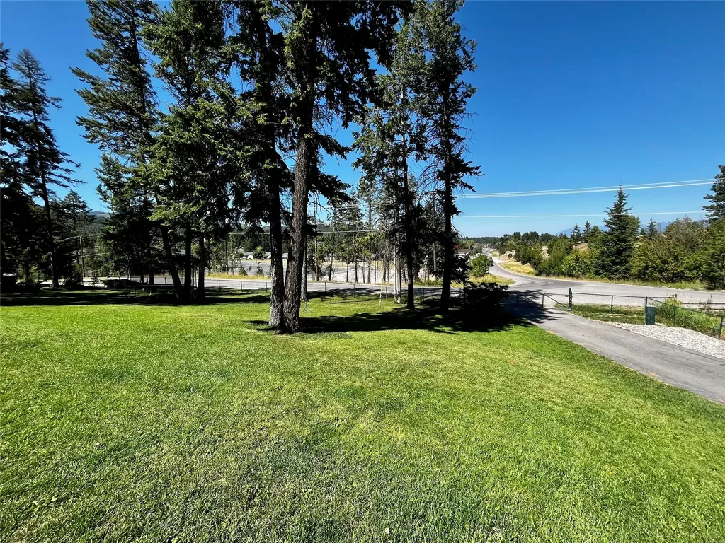 240 Blacktail Road Lakeside MT 59922