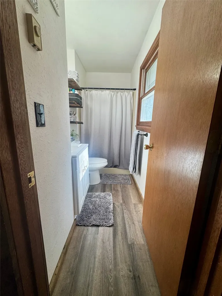 240 Blacktail Road Lakeside MT 59922