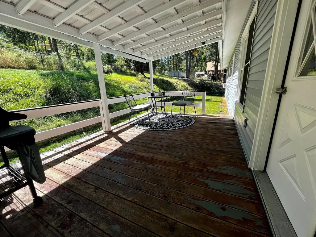 240 Blacktail Road Lakeside MT 59922