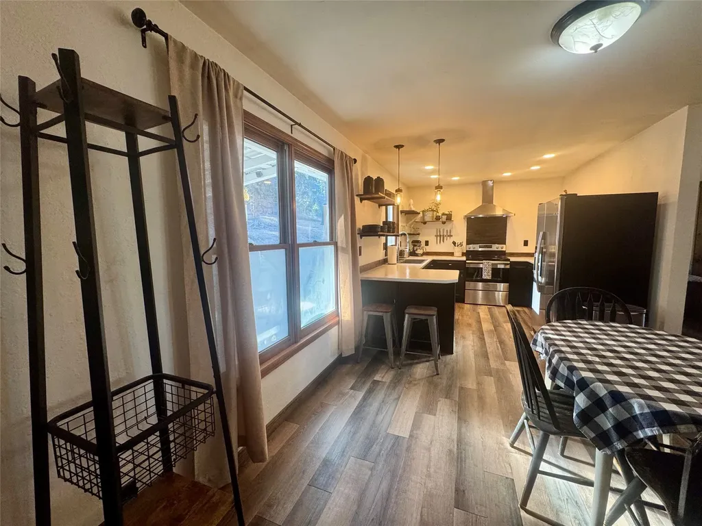 240 Blacktail Road Lakeside MT 59922