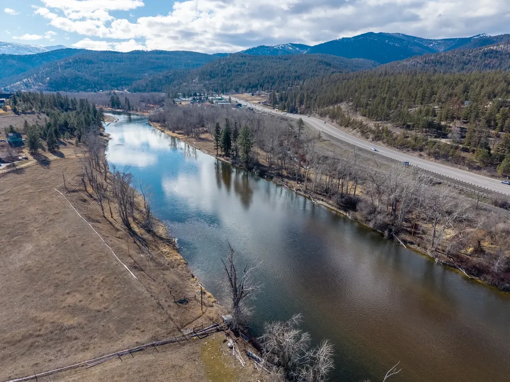 5483 Old Bitterroot Road Missoula MT 59803