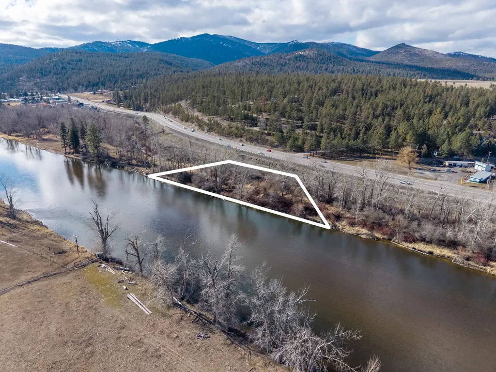 5483 Old Bitterroot Road Missoula MT 59803