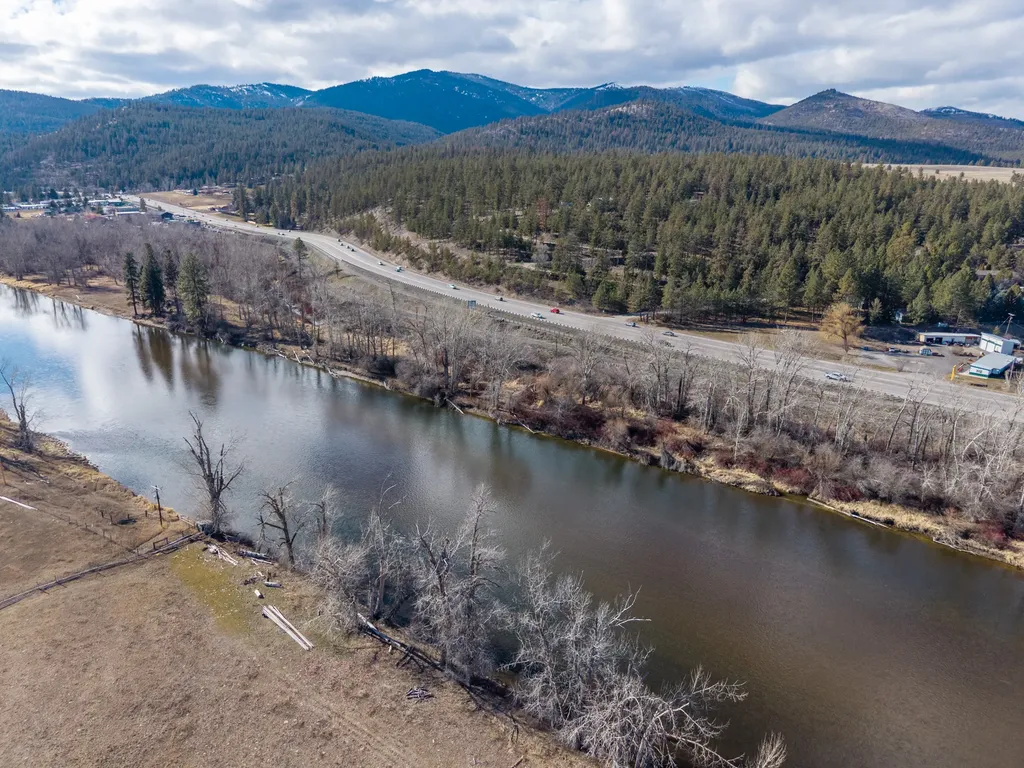 5483 Old Bitterroot Road Missoula MT 59803