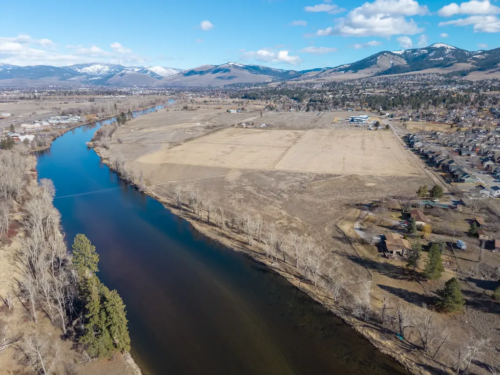 5483 Old Bitterroot Road Missoula MT 59803