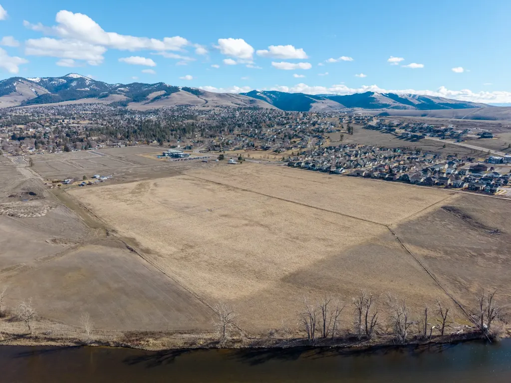 5483 Old Bitterroot Road Missoula MT 59803