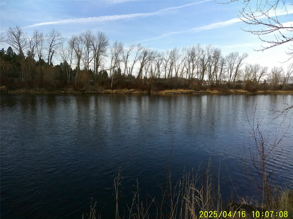 5483 Old Bitterroot Road Missoula MT 59803