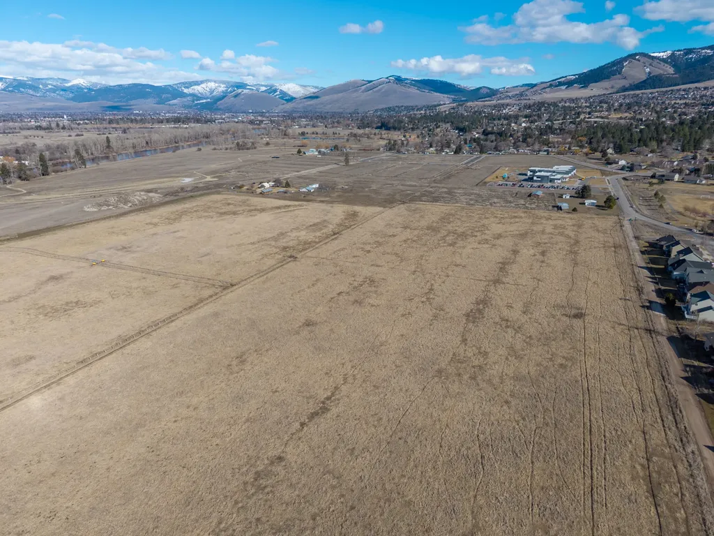 5483 Old Bitterroot Road Missoula MT 59803