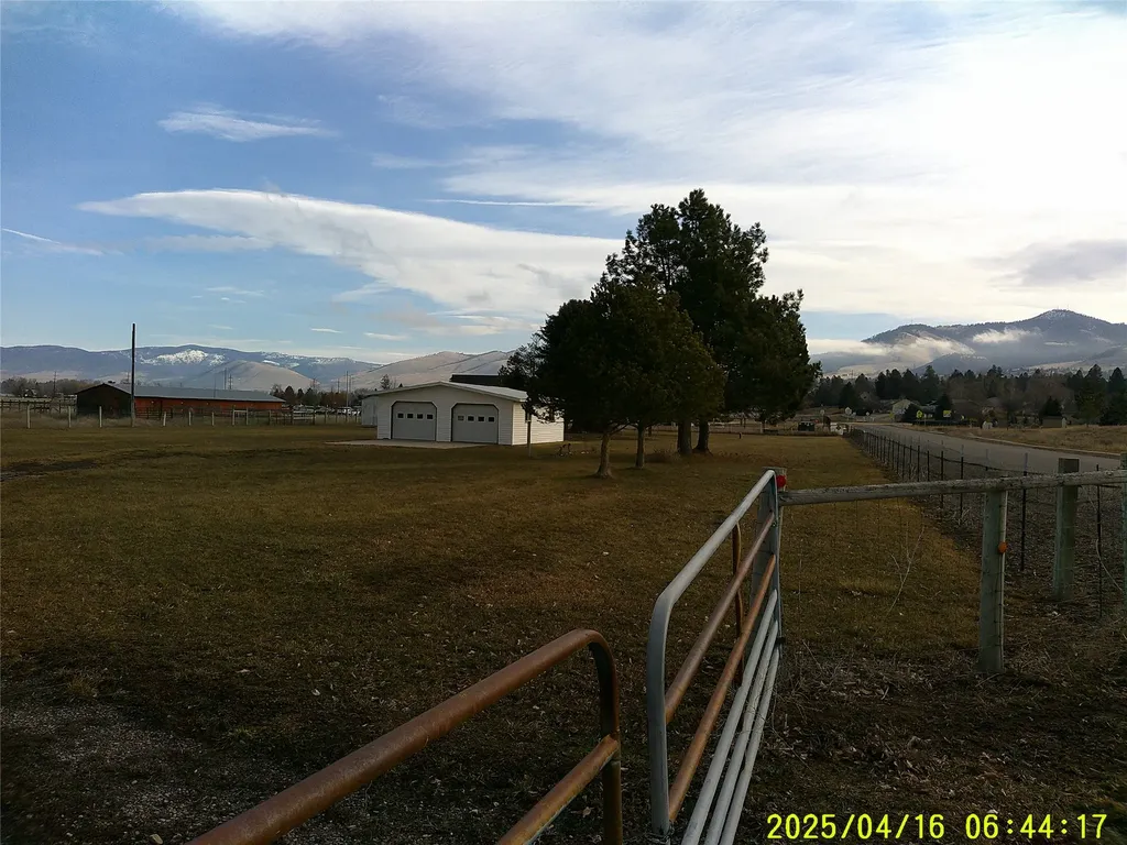 5483 Old Bitterroot Road Missoula MT 59803