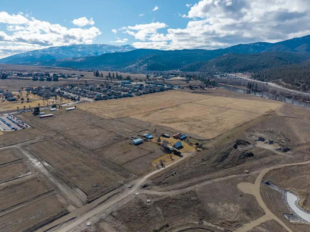 5483 Old Bitterroot Road Missoula MT 59803