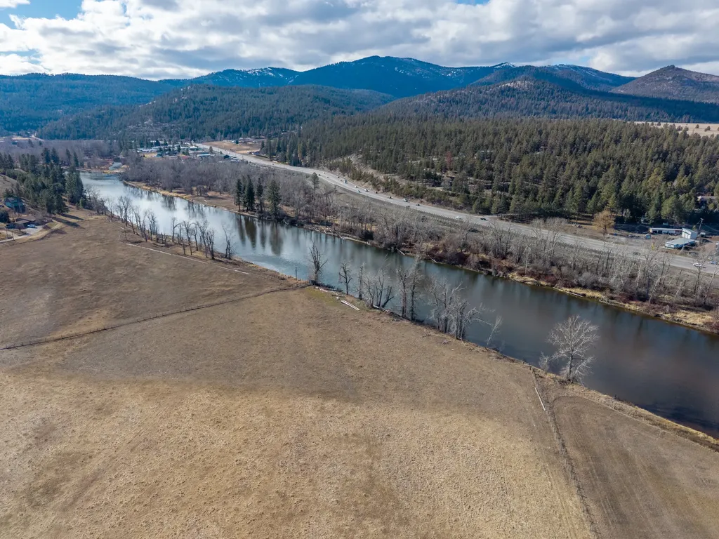 5483 Old Bitterroot Road Missoula MT 59803