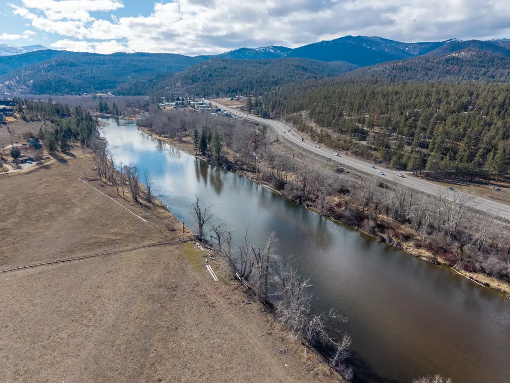 5483 Old Bitterroot Road Missoula MT 59803