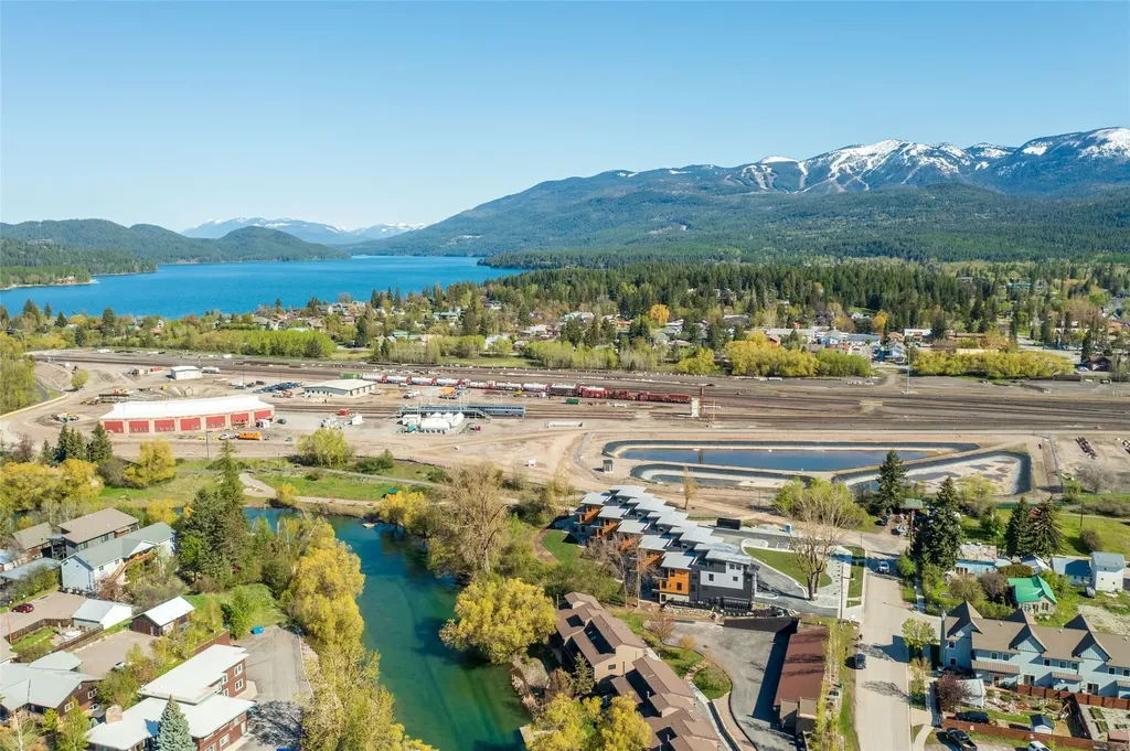 28 Miles Avenue Whitefish MT 59937