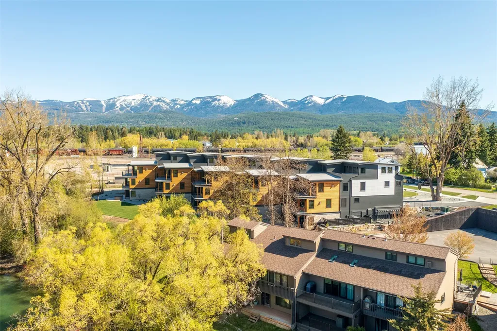 28 Miles Avenue Whitefish MT 59937