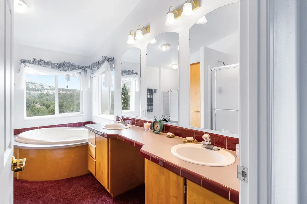 16 Friendspring Road Whitehall MT 59759