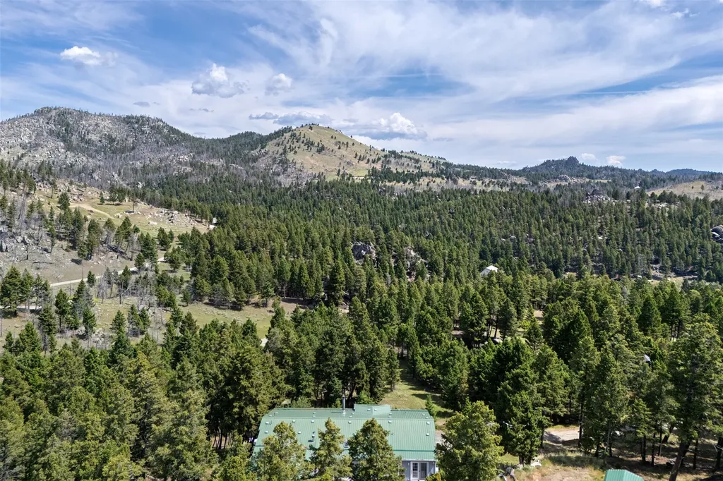 16 Friendspring Road Whitehall MT 59759