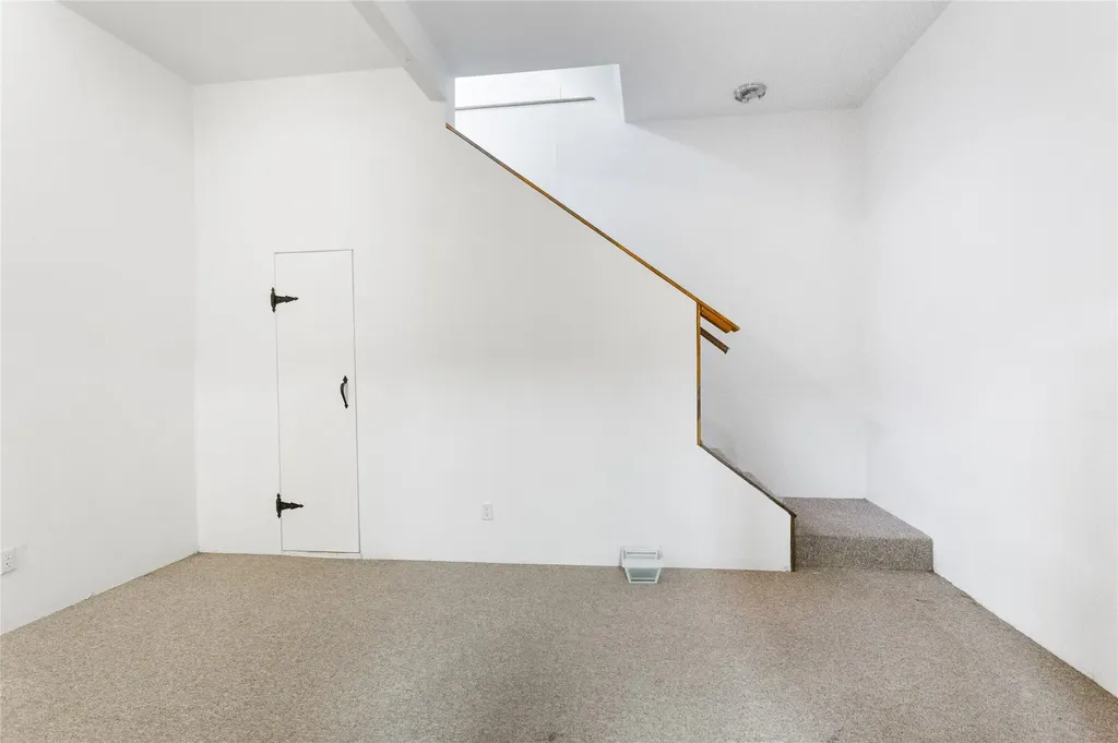 16 Friendspring Road Whitehall MT 59759